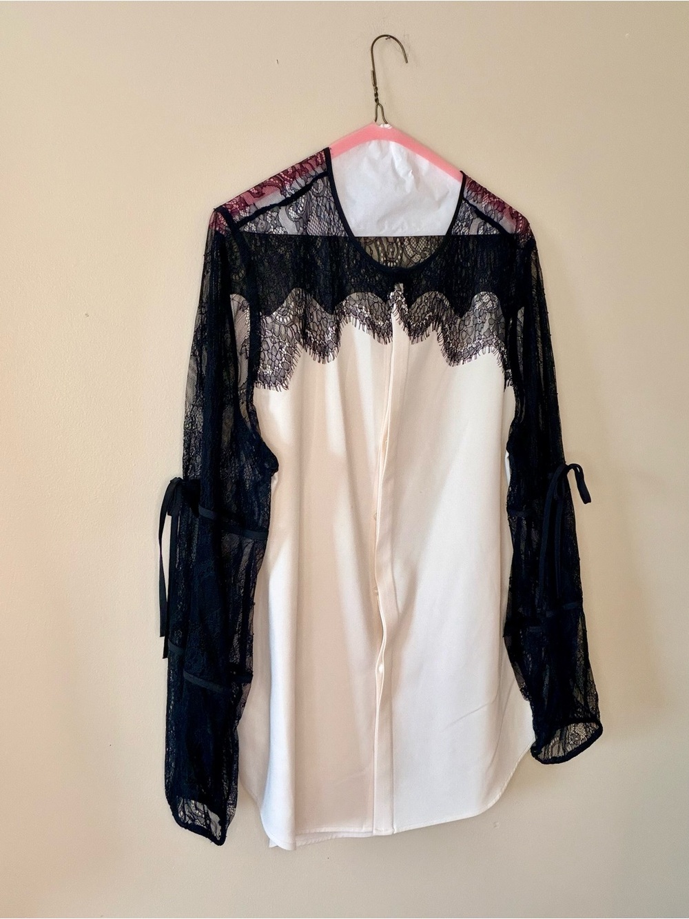 Chico's Cream Blouse with Black Lace Trim size 3